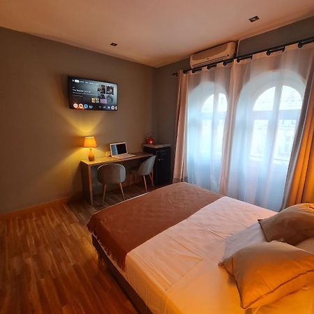 Luxury Green Hostal Madrid Gran Via מראה חיצוני תמונה