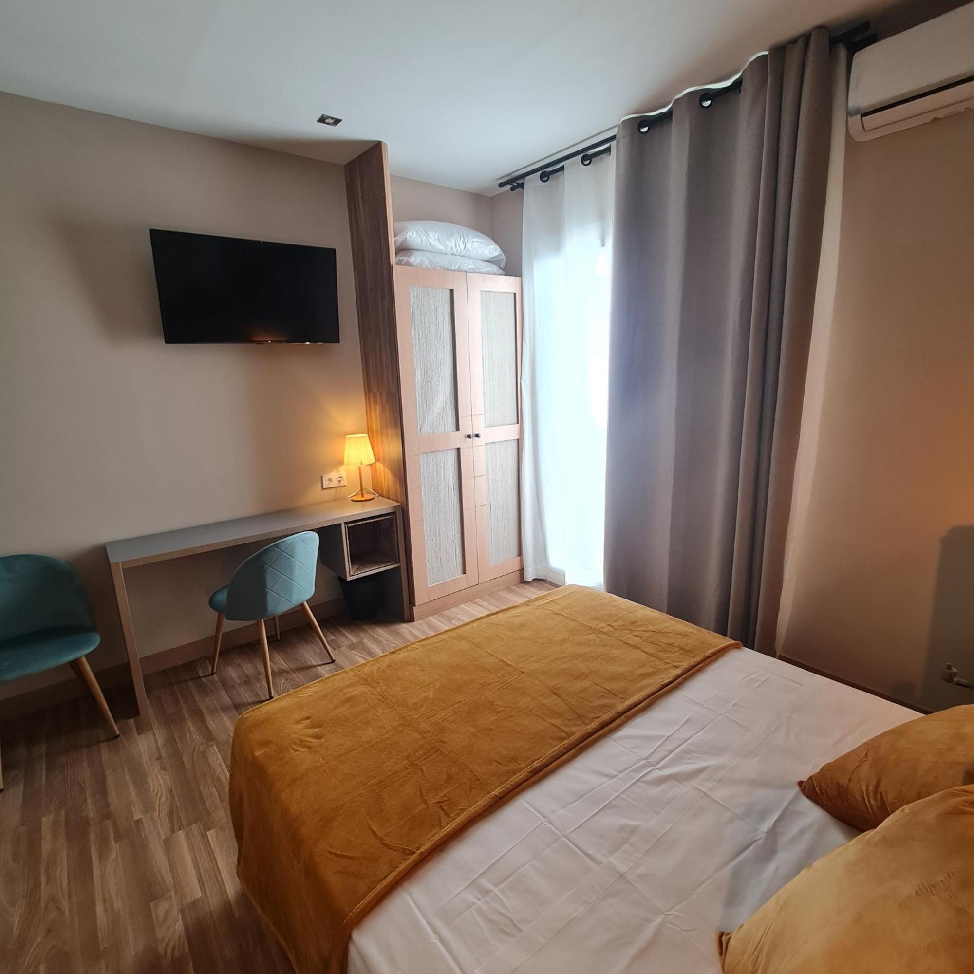 Luxury Green Hostal Madrid Gran Via מראה חיצוני תמונה