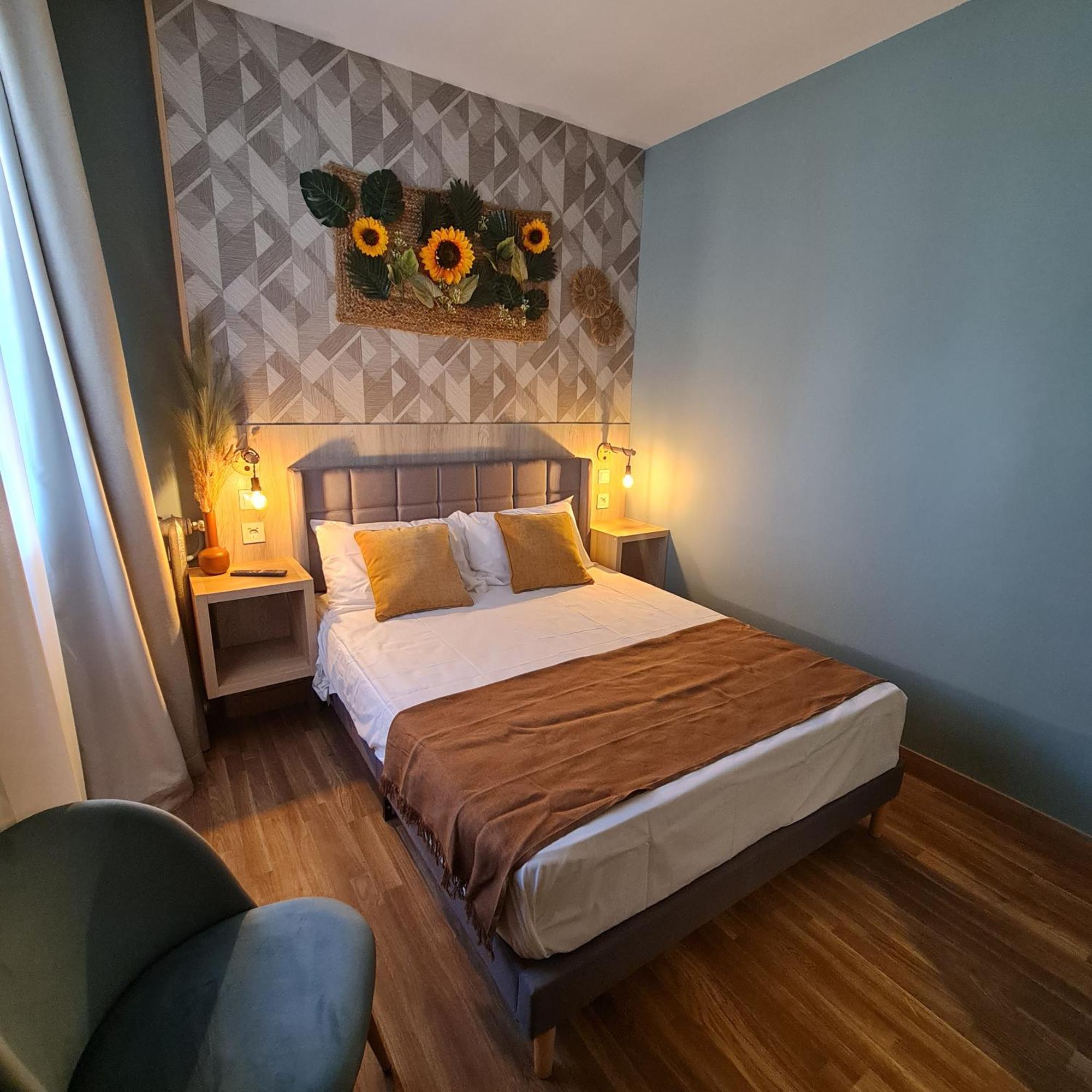 Luxury Green Hostal Madrid Gran Via מראה חיצוני תמונה