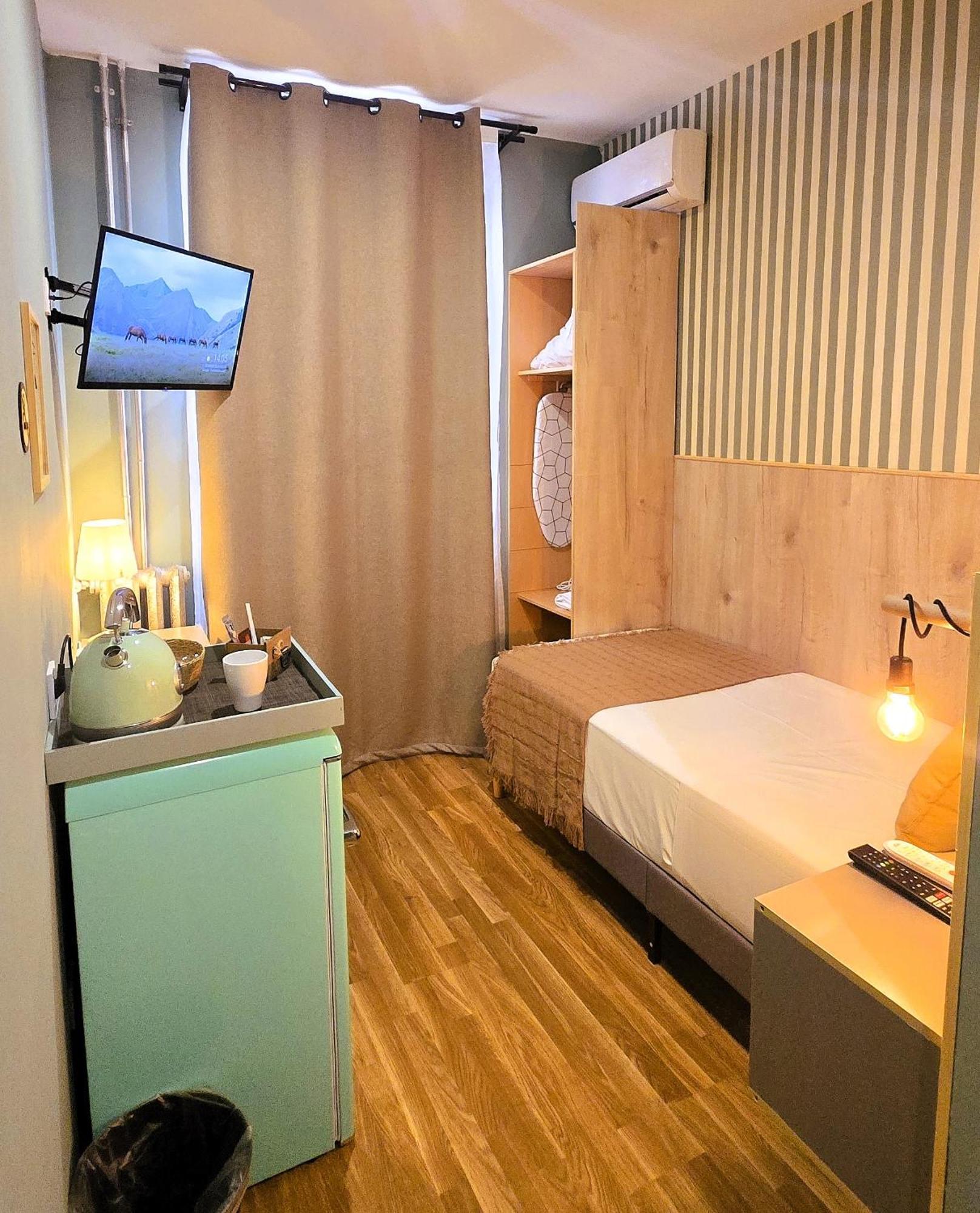 Luxury Green Hostal Madrid Gran Via מראה חיצוני תמונה